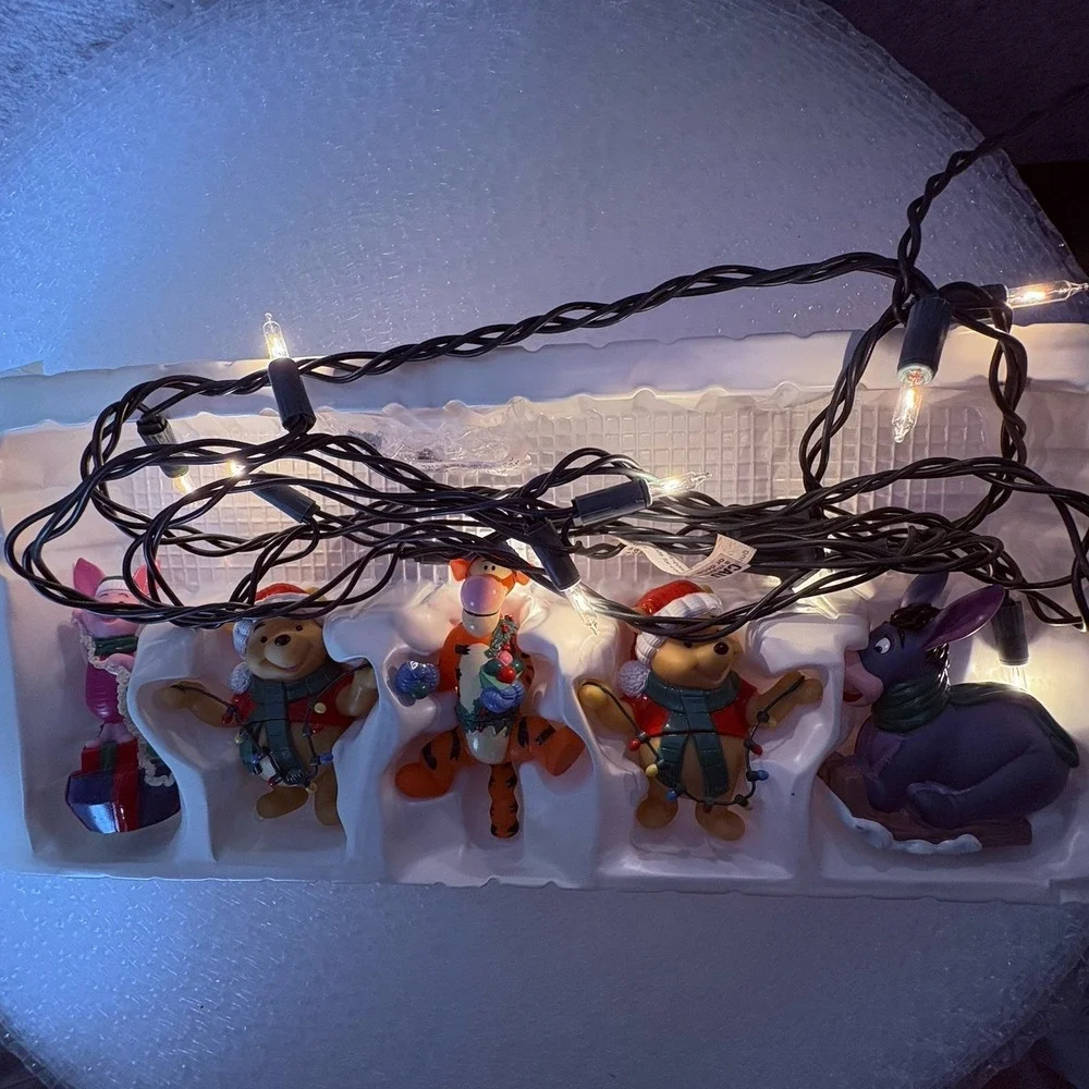 VTG EZ Lights, Santa's Best, Ten Light Pooh Illuminated Tree Trimmer Set (WORKS)